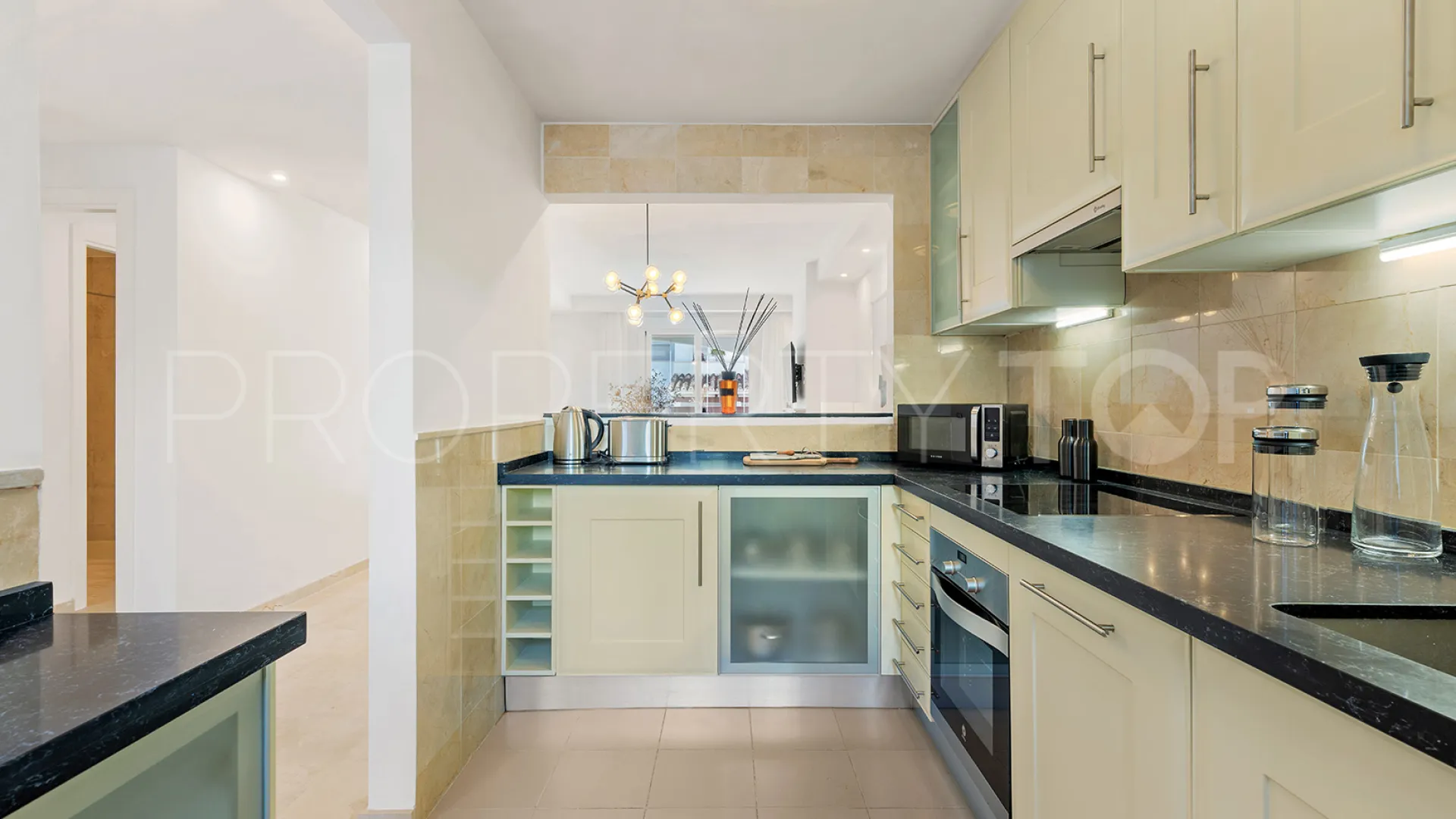 Nueva Andalucia, apartamento con 2 dormitorios en venta