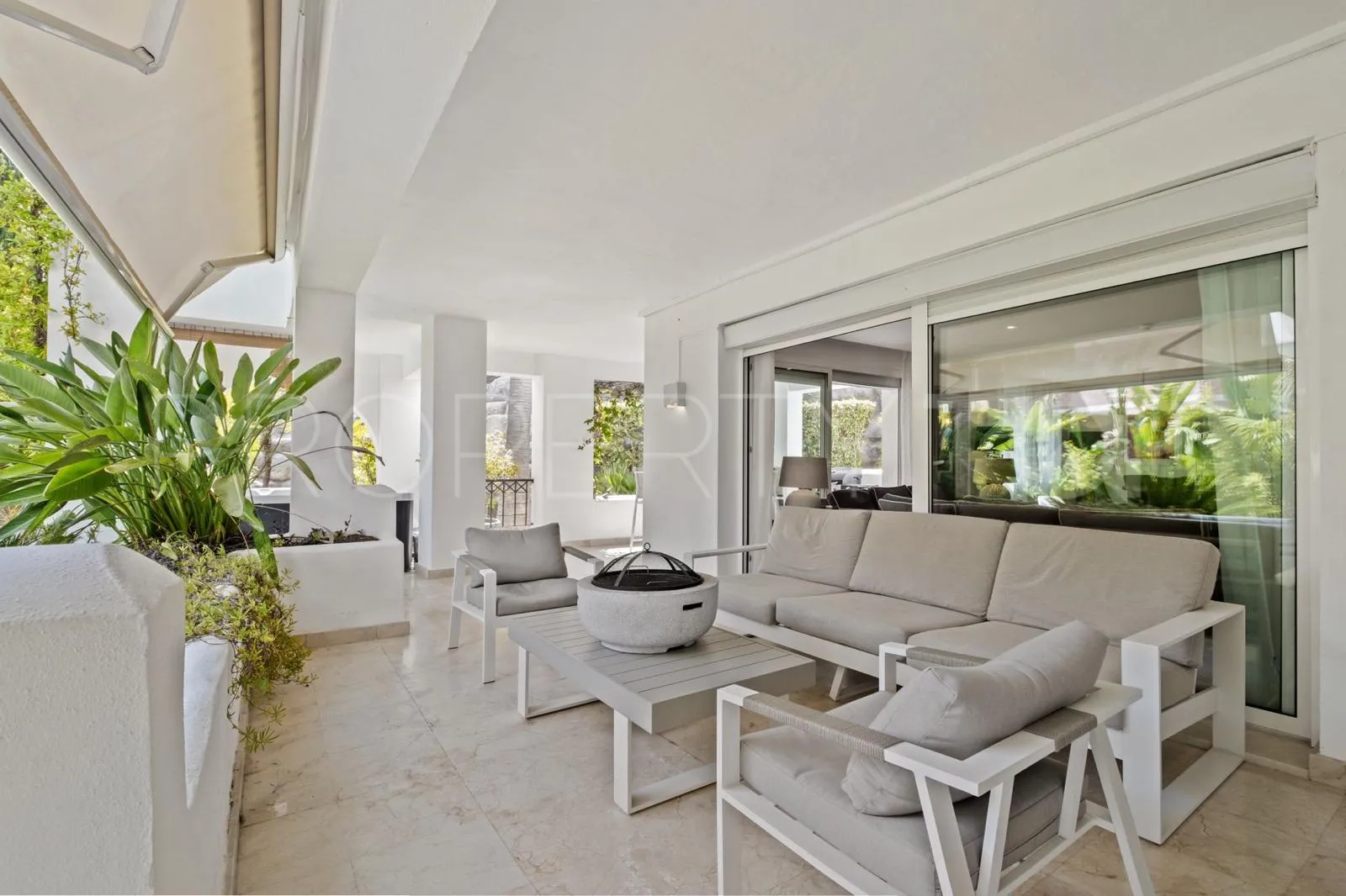 For sale ground floor apartment in Rio Real with 1 bedroom