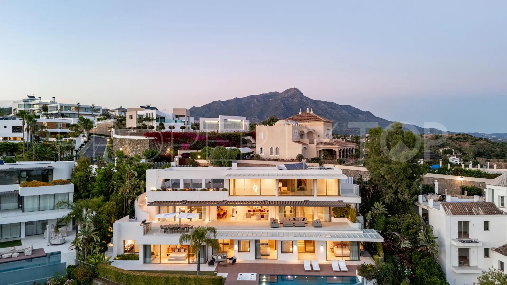 Se vende villa en La Quinta