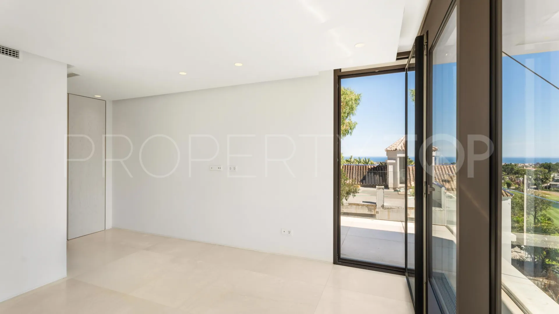 Se vende villa en La Quinta