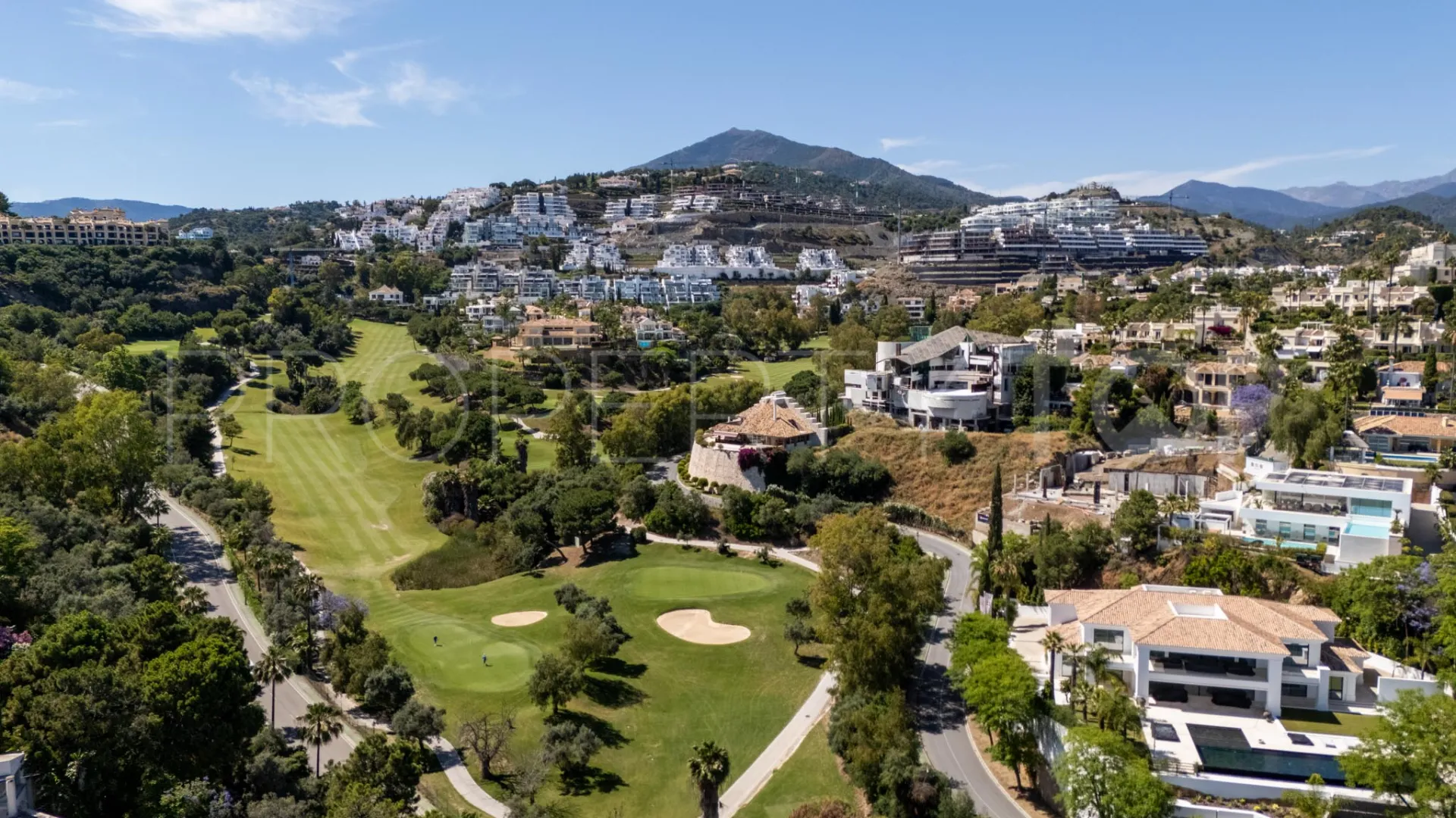 Se vende villa en La Quinta