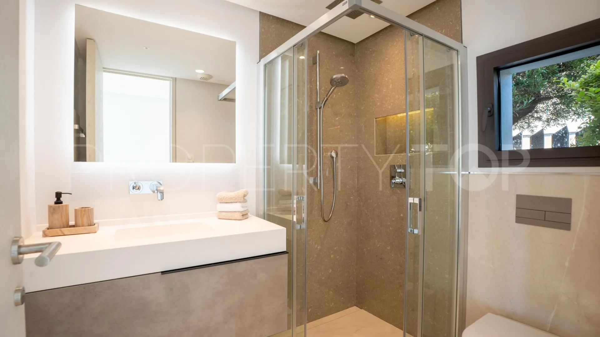 Se vende villa en La Quinta