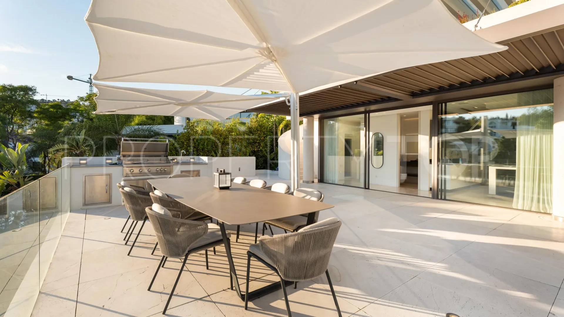 Se vende villa en La Quinta