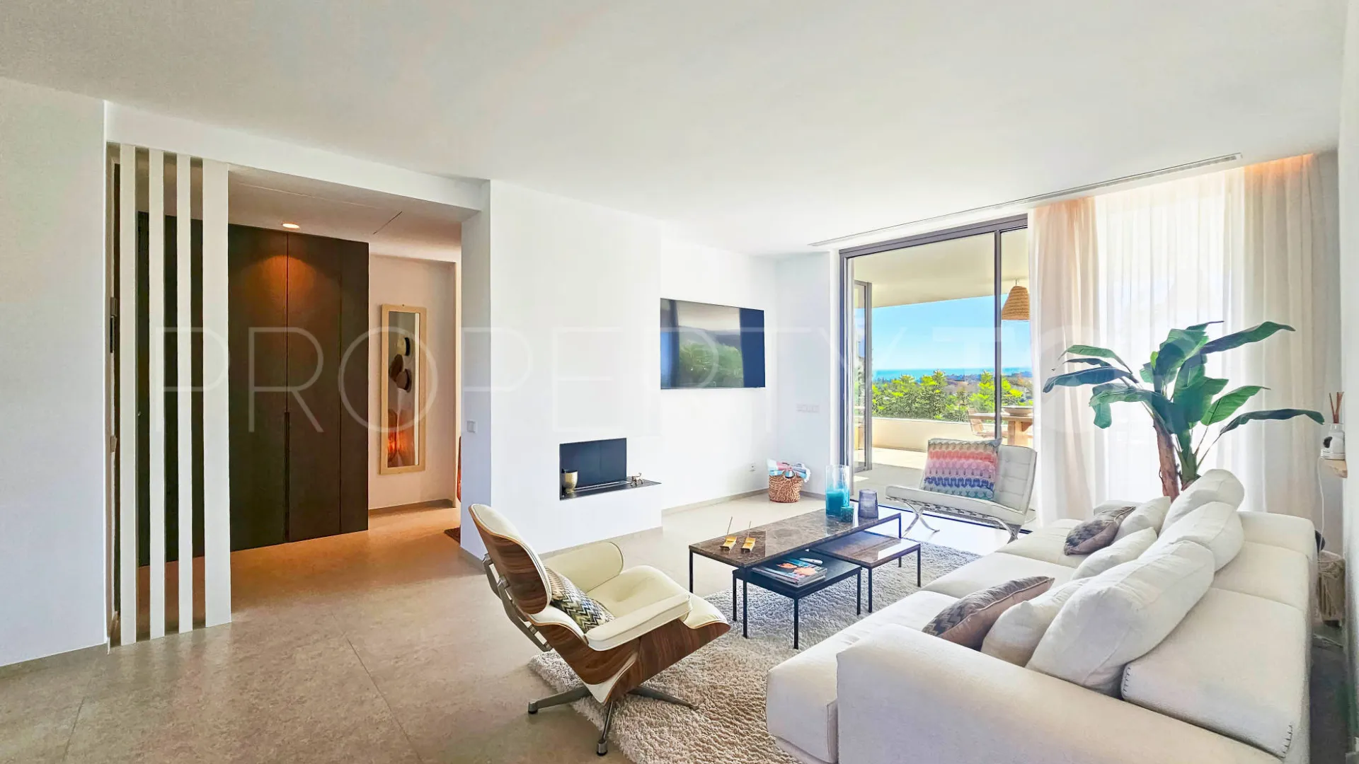 Comprar apartamento con 3 dormitorios en Los Arqueros