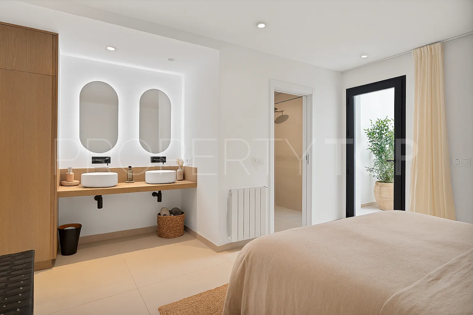 Apartamento planta baja de 2 dormitorios a la venta en Estepona