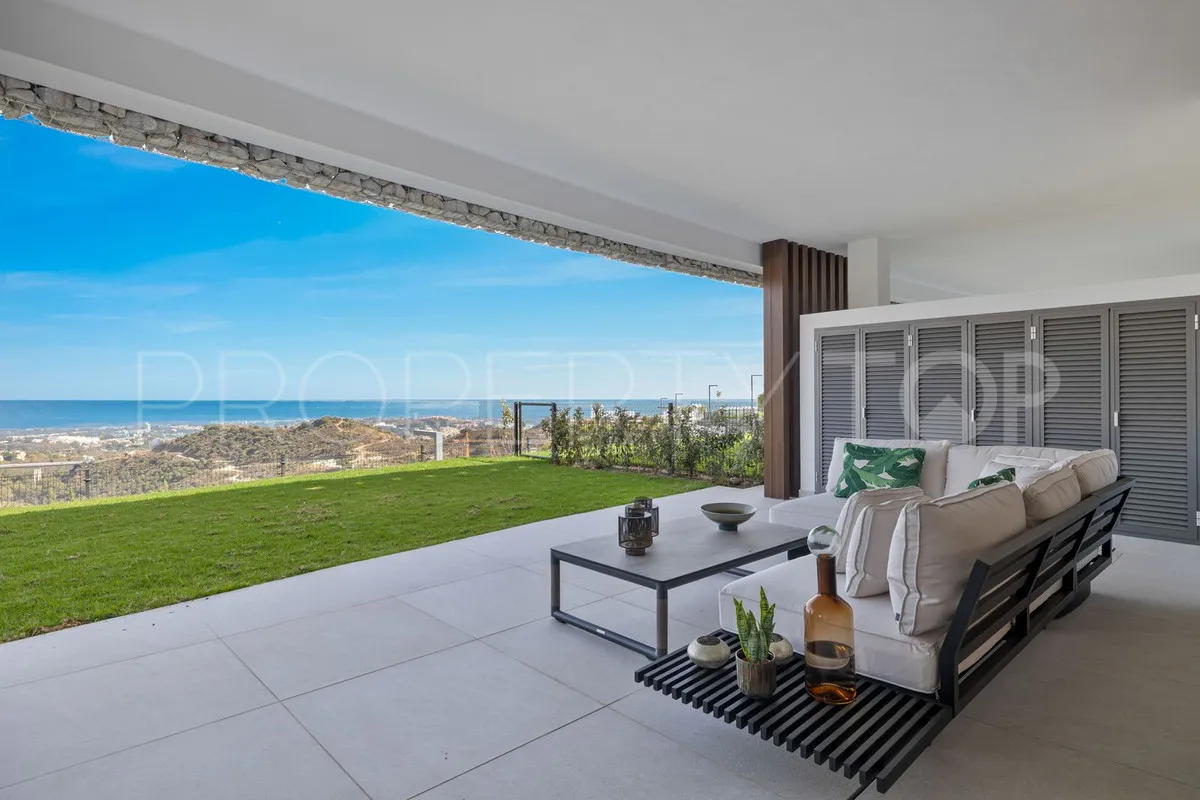 For sale Benahavis ground floor apartment with 2 bedrooms