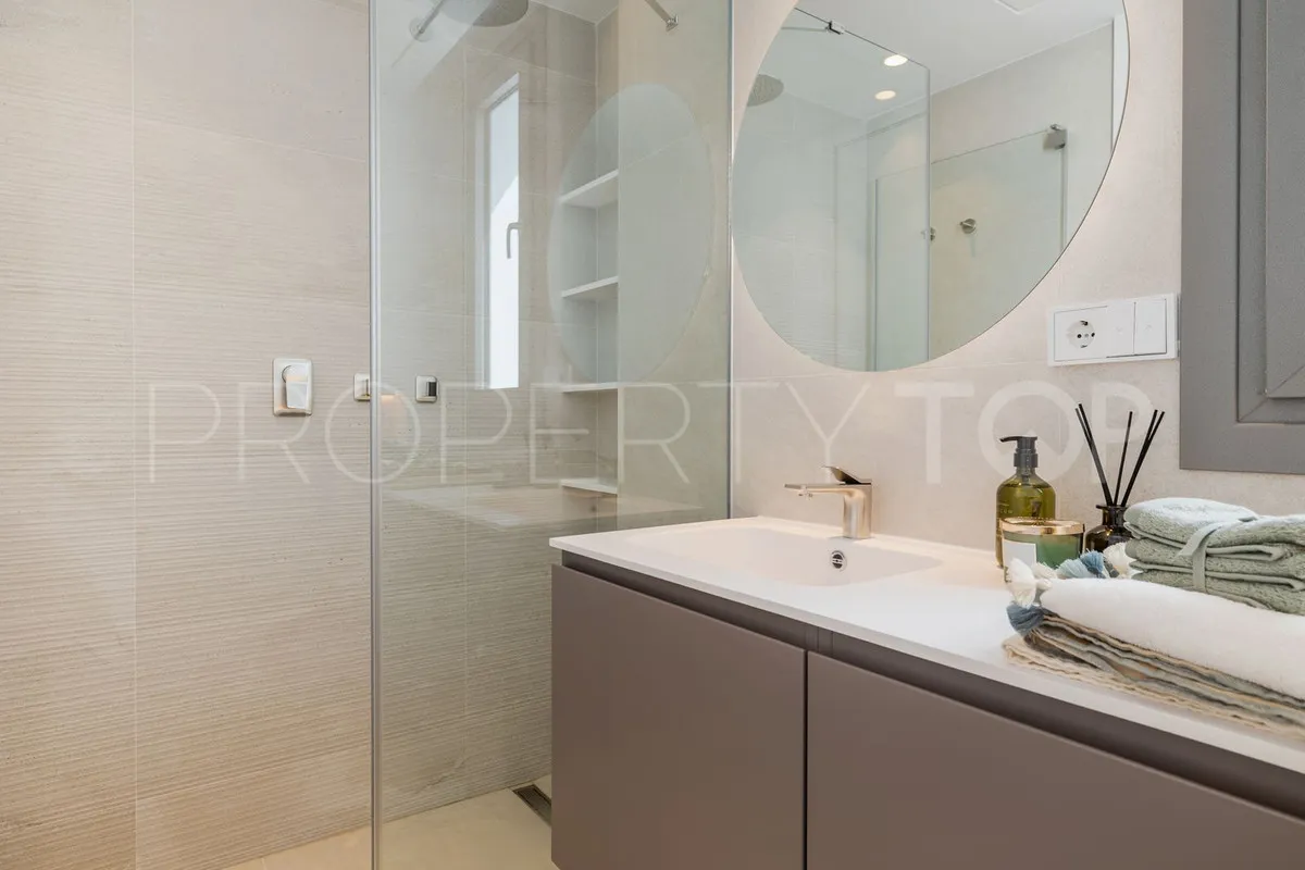 For sale Benahavis ground floor apartment with 2 bedrooms