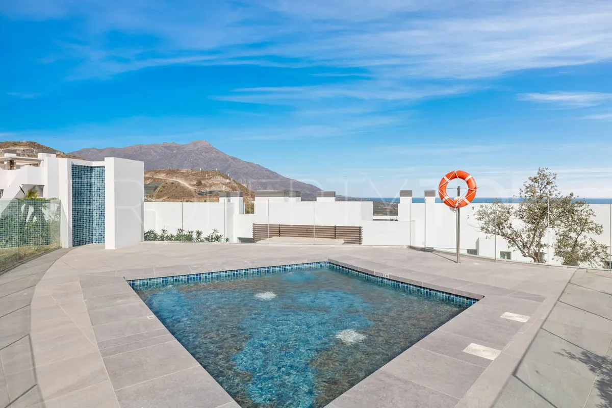 For sale Benahavis ground floor apartment with 2 bedrooms
