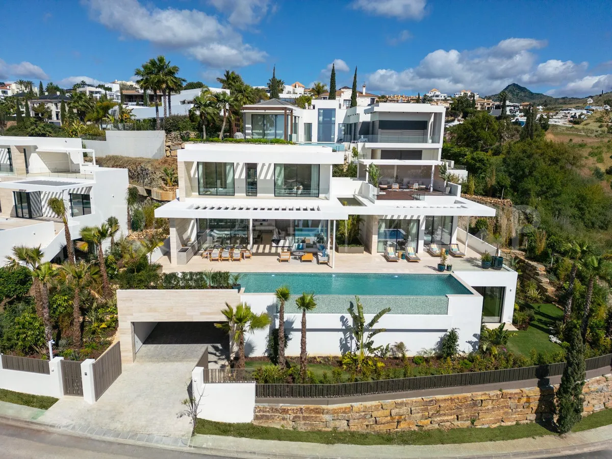 Villa in Benahavis for sale