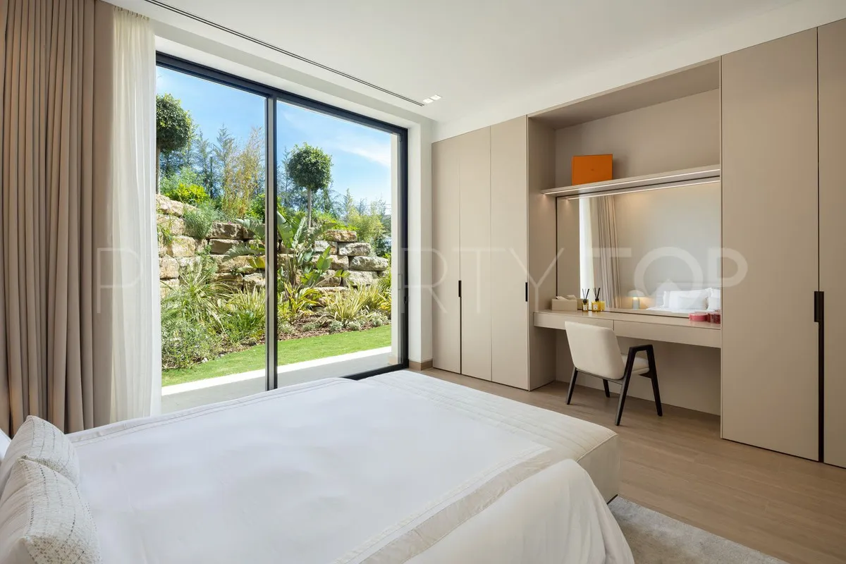 Villa in Benahavis for sale