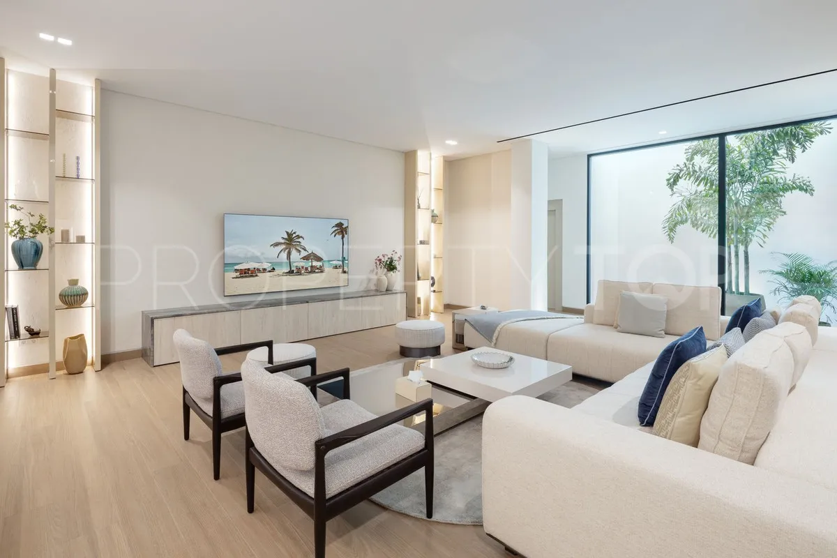 Villa in Benahavis for sale