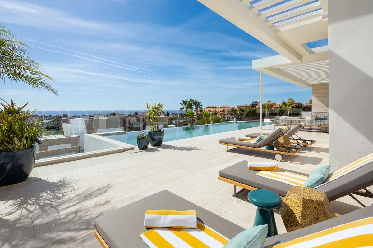 Villa in Benahavis for sale