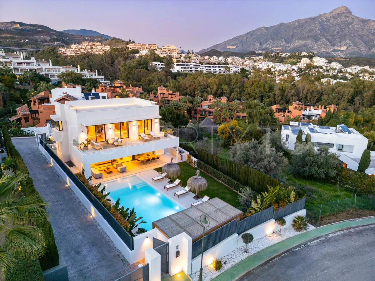 For sale Marbella City villa