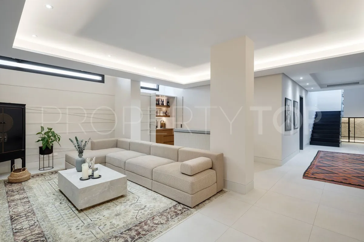 For sale Marbella City villa