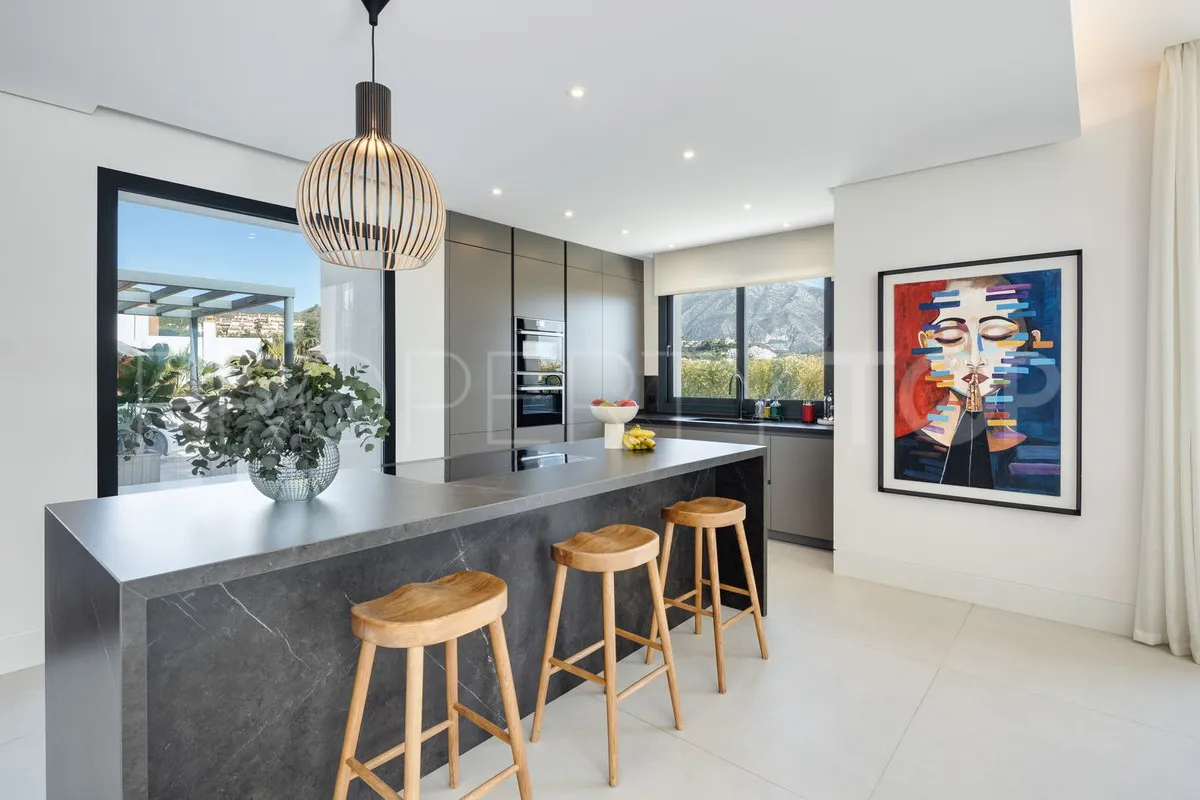 For sale Marbella City villa