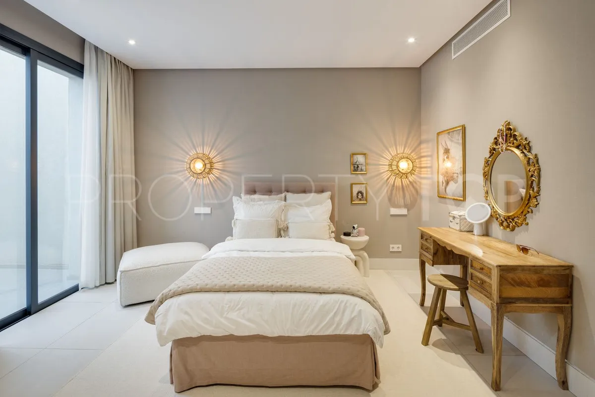 For sale Marbella City villa
