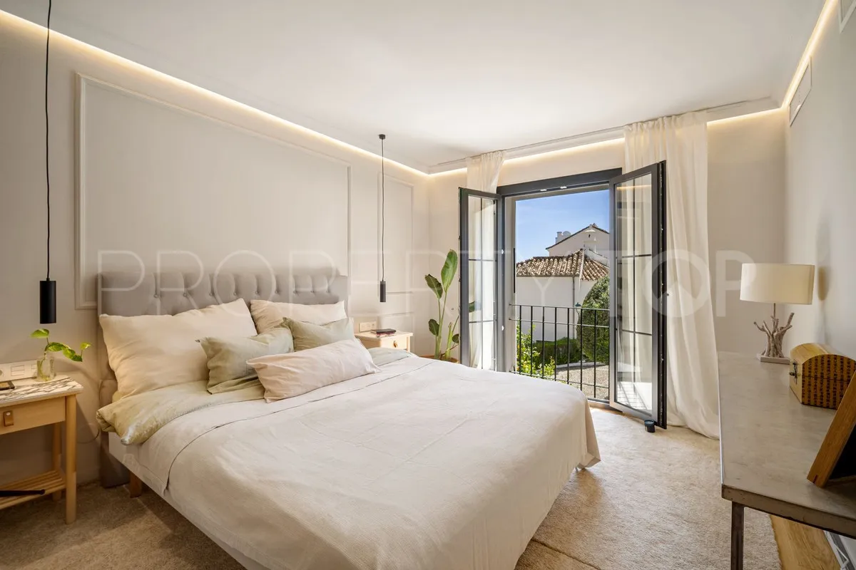Marbella City 4 bedrooms town house for sale