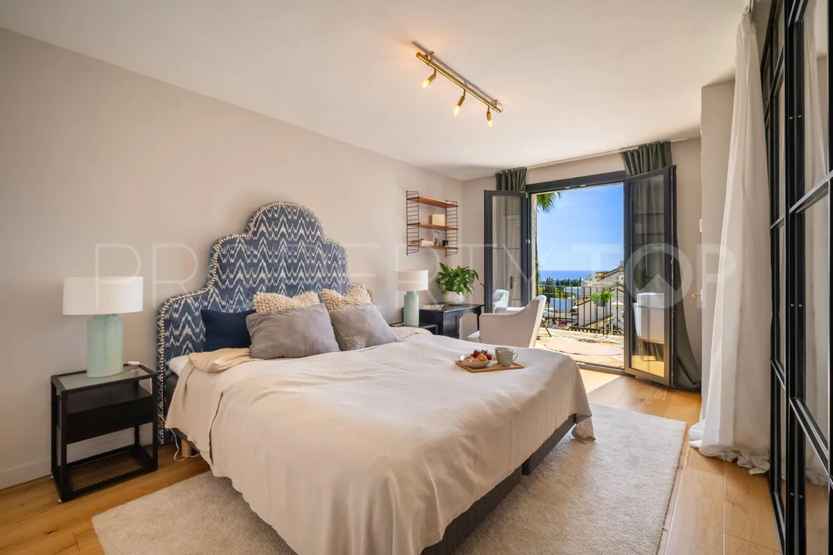 Marbella City 4 bedrooms town house for sale
