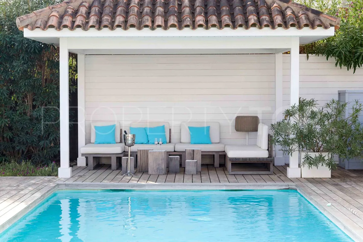 4 bedrooms villa for sale in Benahavis