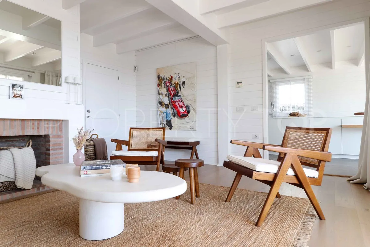 4 bedrooms villa for sale in Benahavis