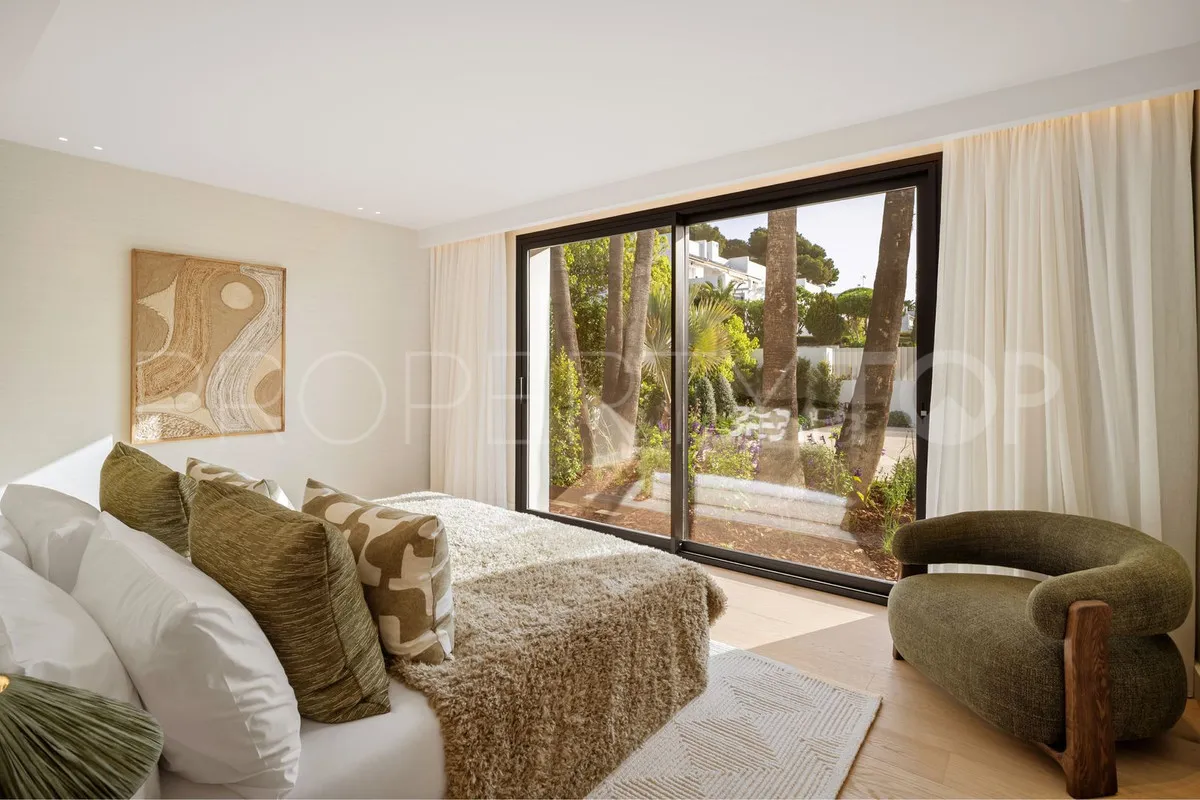 For sale 6 bedrooms villa in Aloha