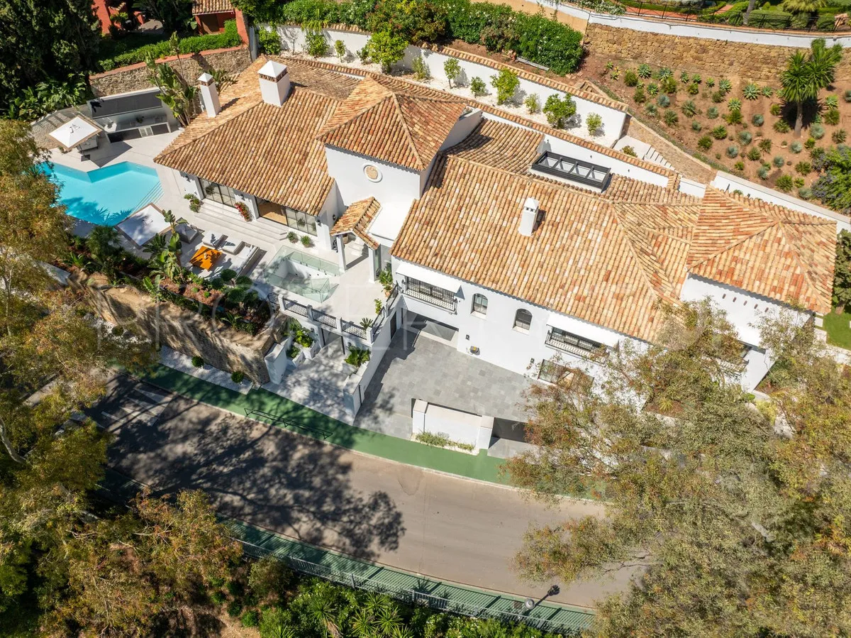 Villa with 5 bedrooms for sale in Benahavis