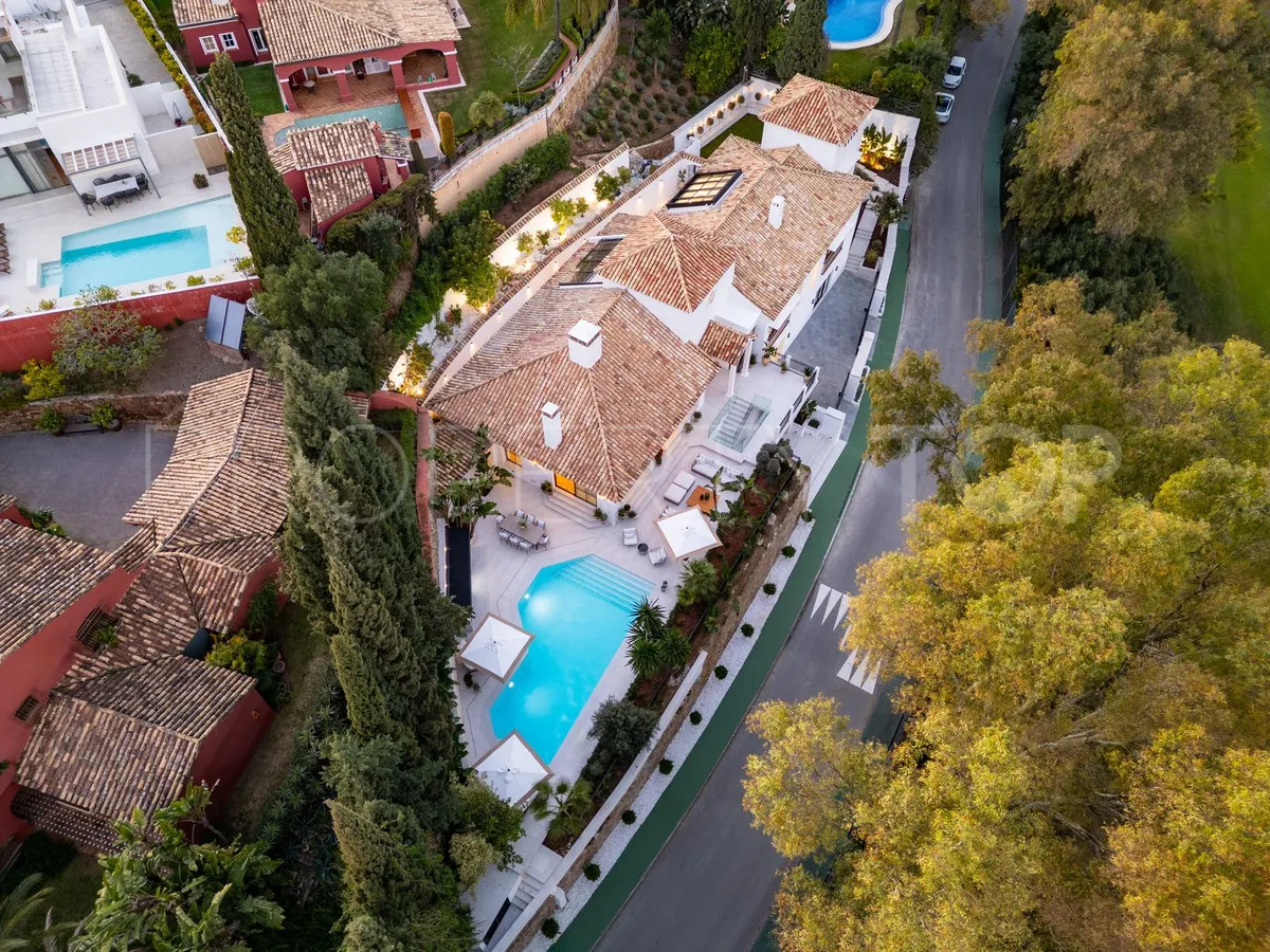 Villa with 5 bedrooms for sale in Benahavis