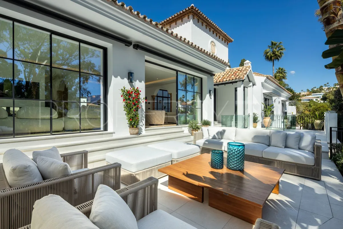 Villa with 5 bedrooms for sale in Benahavis
