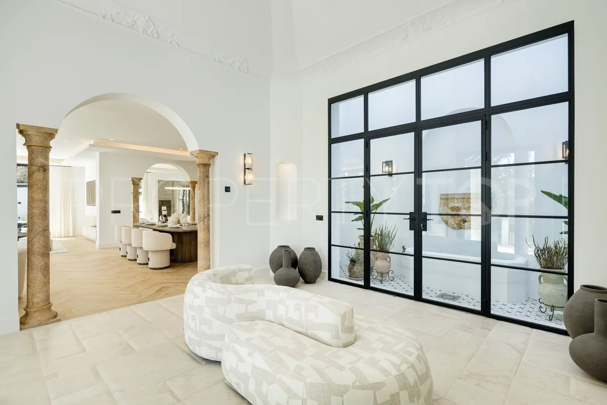 Villa with 5 bedrooms for sale in Benahavis