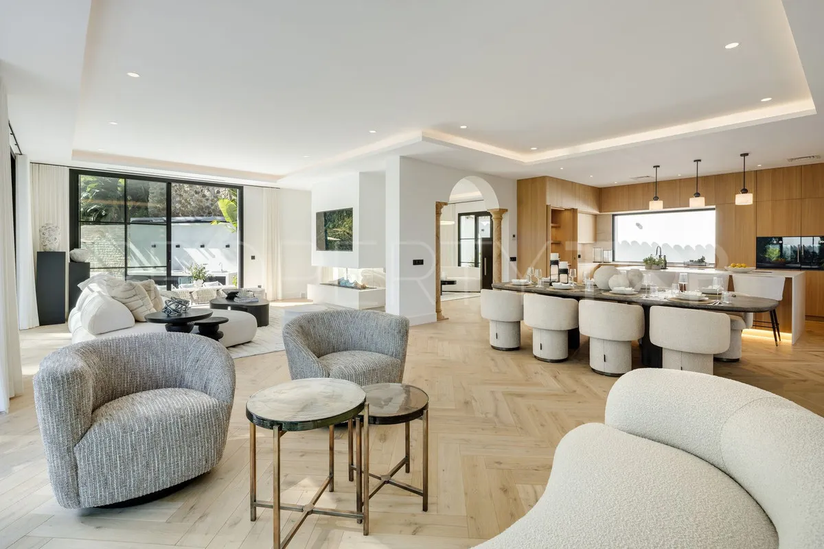 Villa with 5 bedrooms for sale in Benahavis