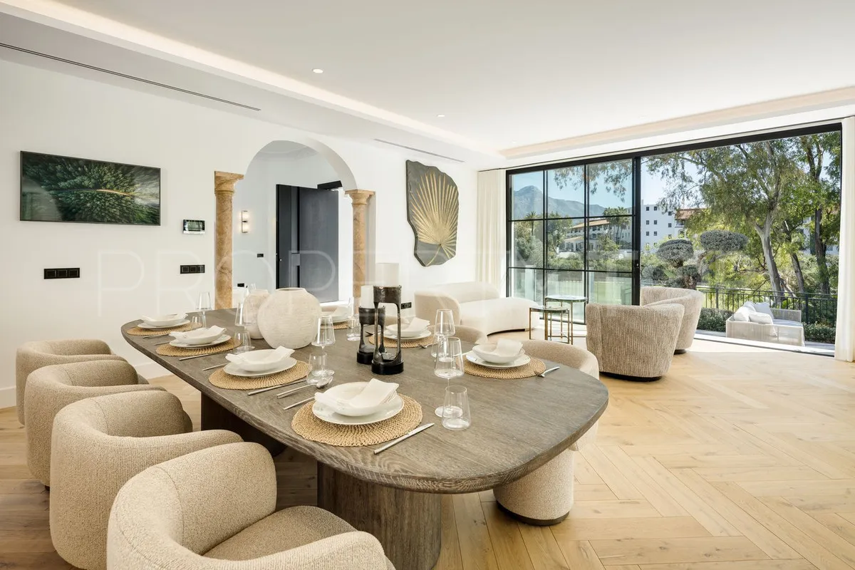Villa with 5 bedrooms for sale in Benahavis