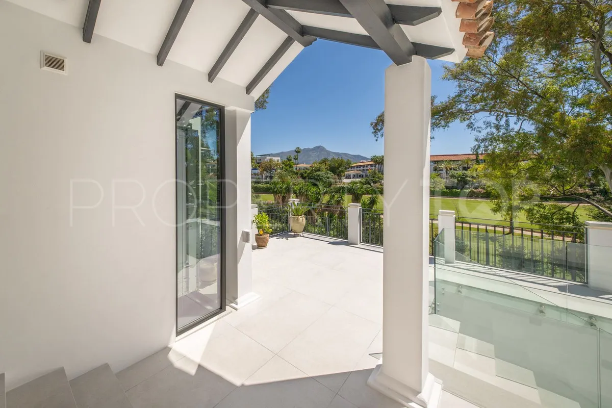 Villa with 5 bedrooms for sale in Benahavis