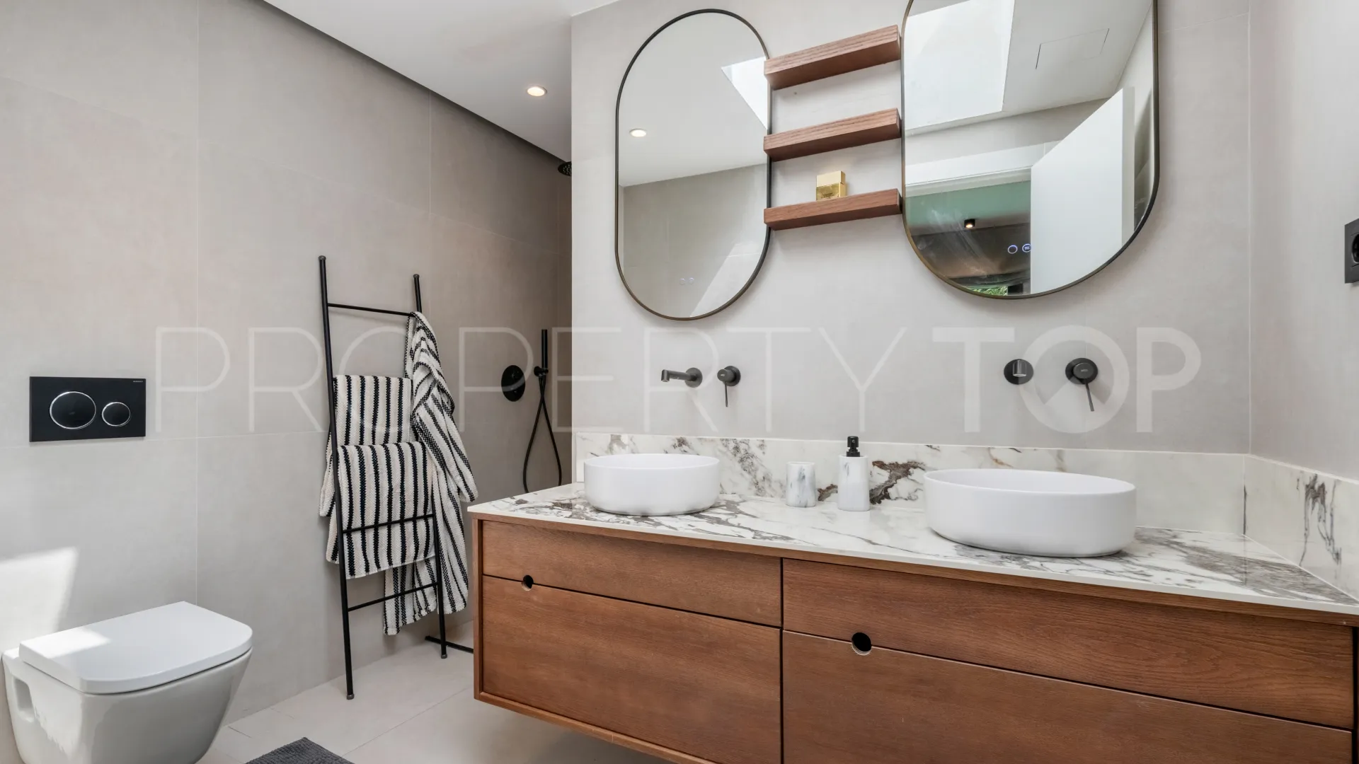 Penthouse in La Quinta for sale
