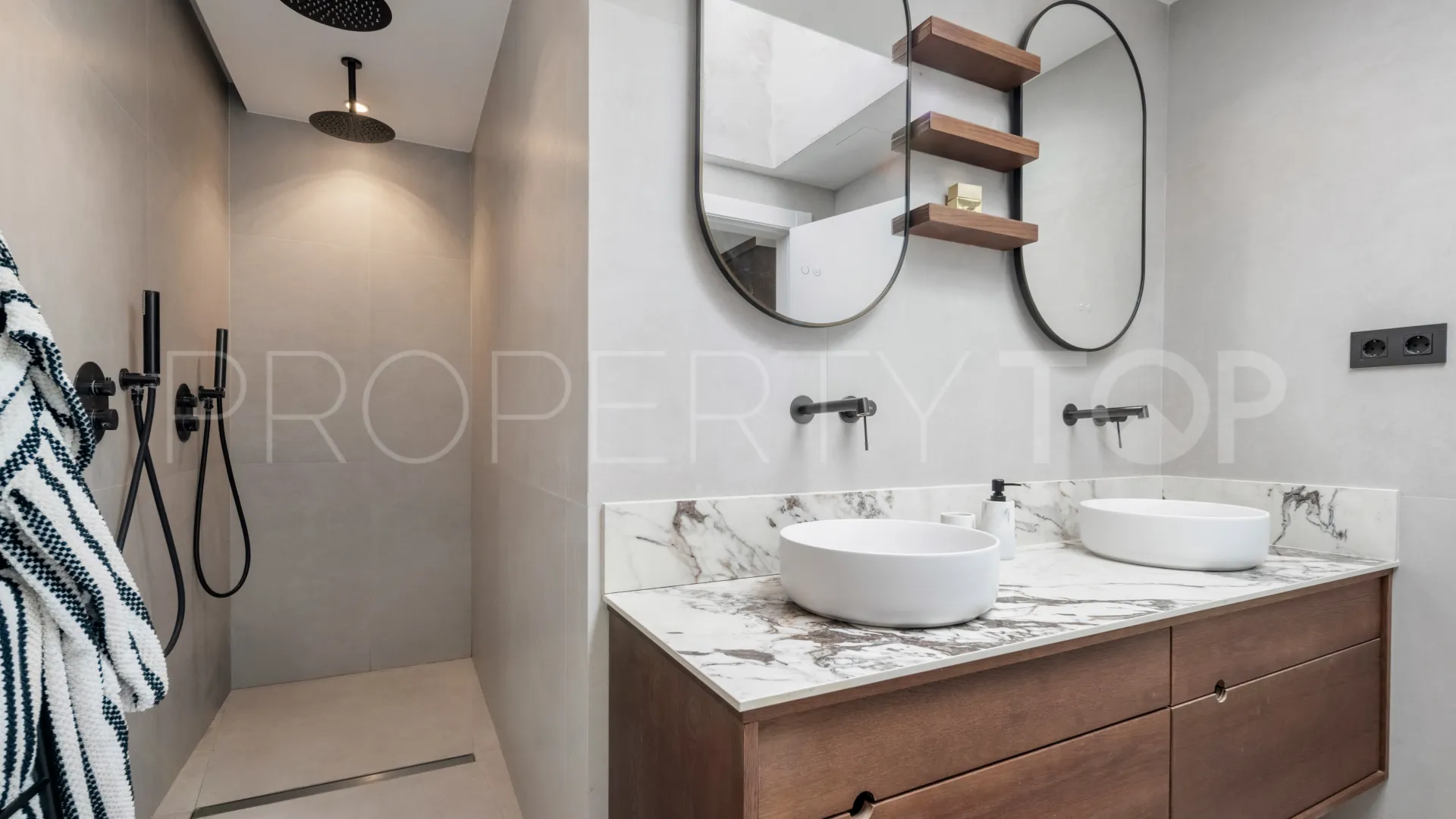 Penthouse in La Quinta for sale