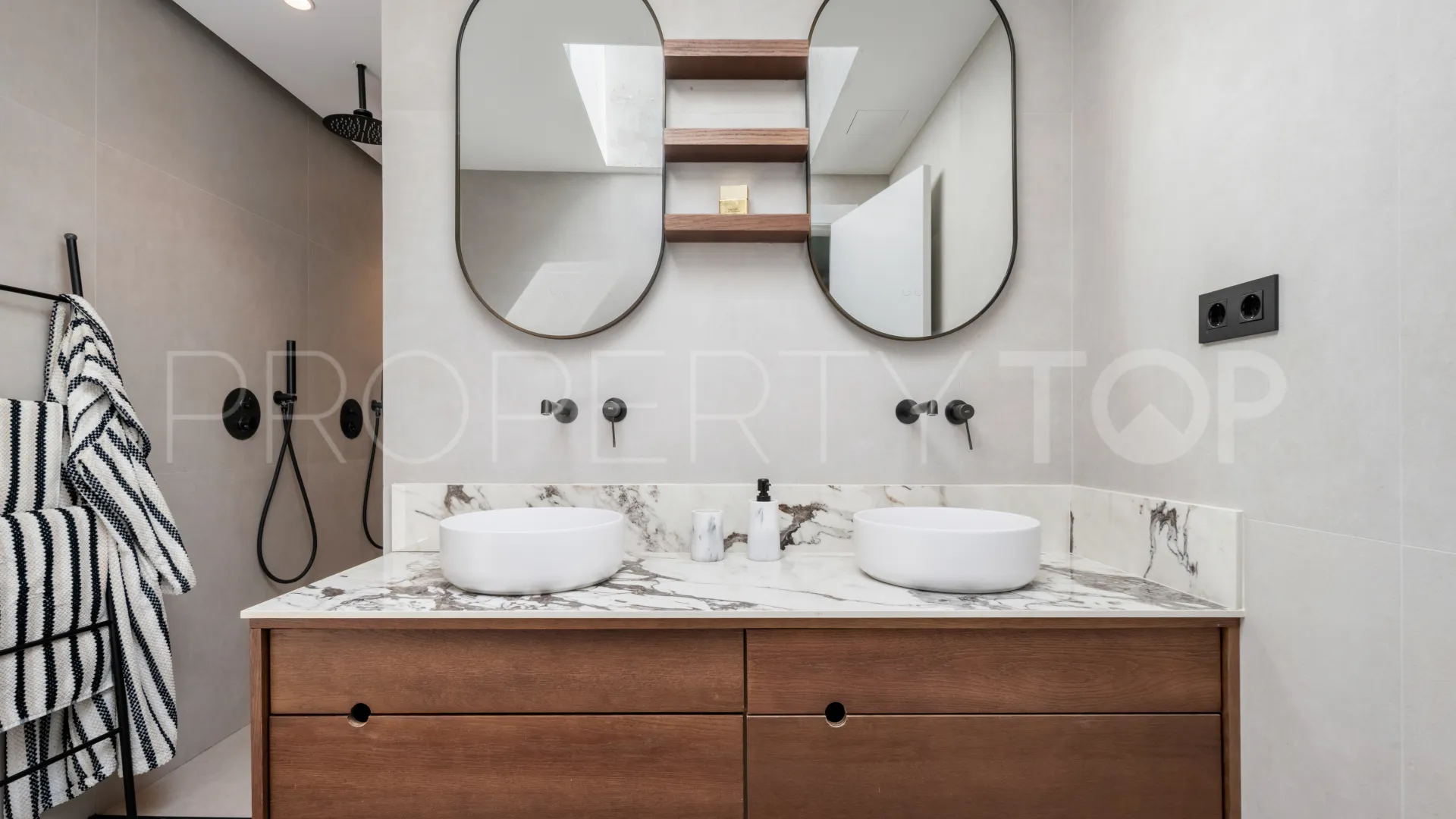 Penthouse in La Quinta for sale