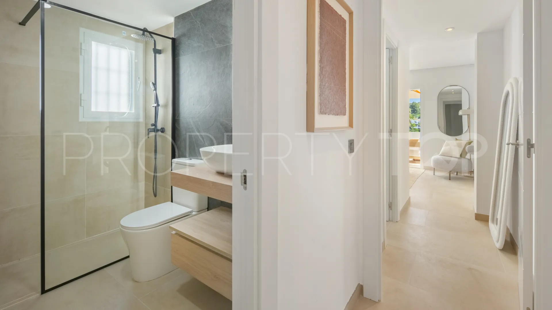 La Quinta, apartamento en venta con 2 dormitorios