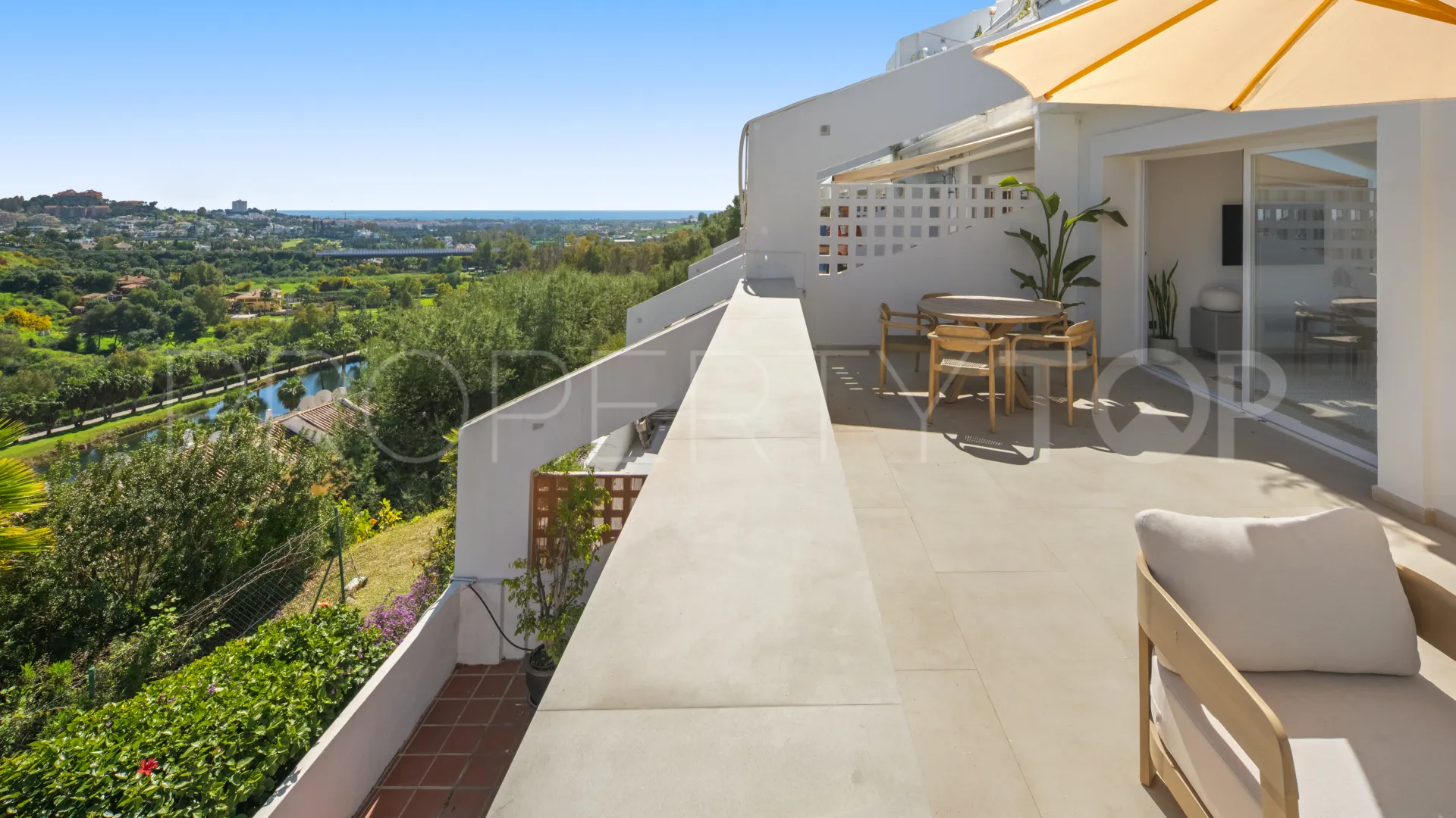 La Quinta, apartamento en venta con 2 dormitorios