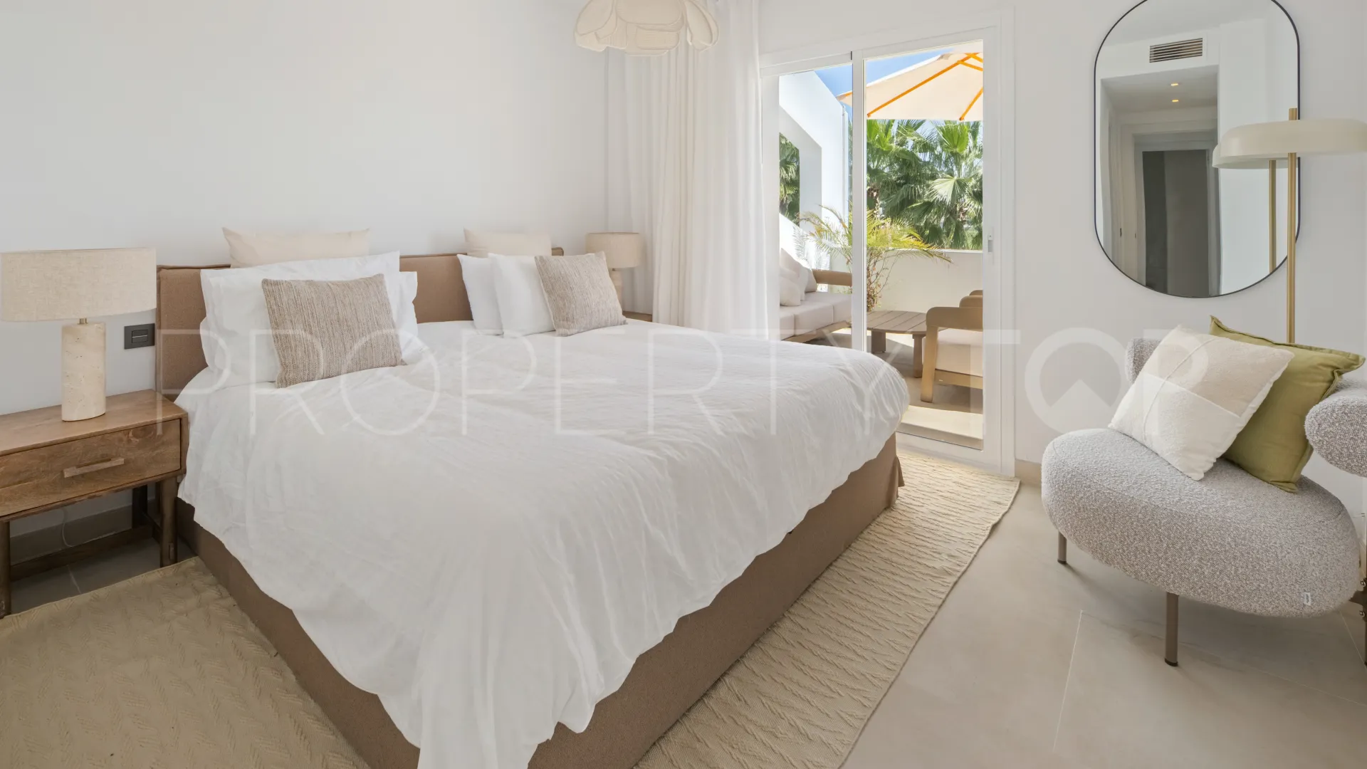 La Quinta, apartamento en venta con 2 dormitorios