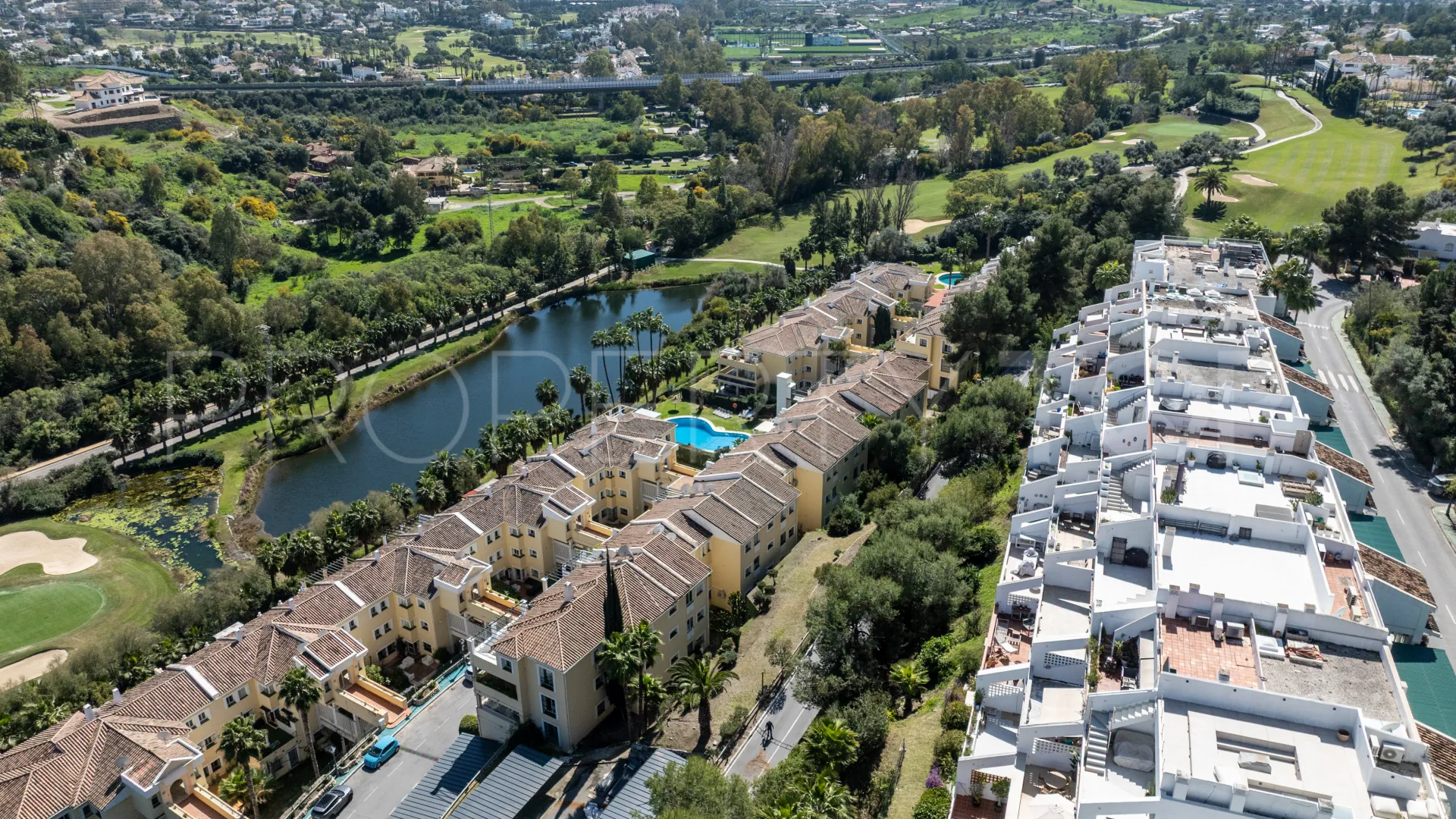 La Quinta, apartamento en venta con 2 dormitorios