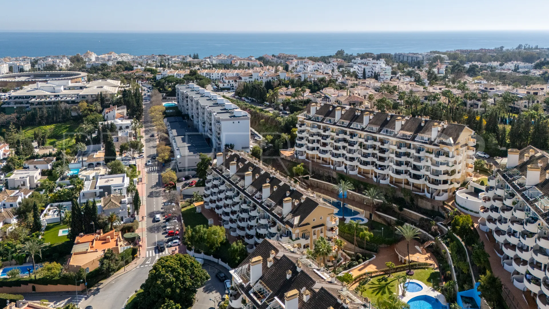 Duplex with 2 bedrooms for sale in Nueva Andalucia