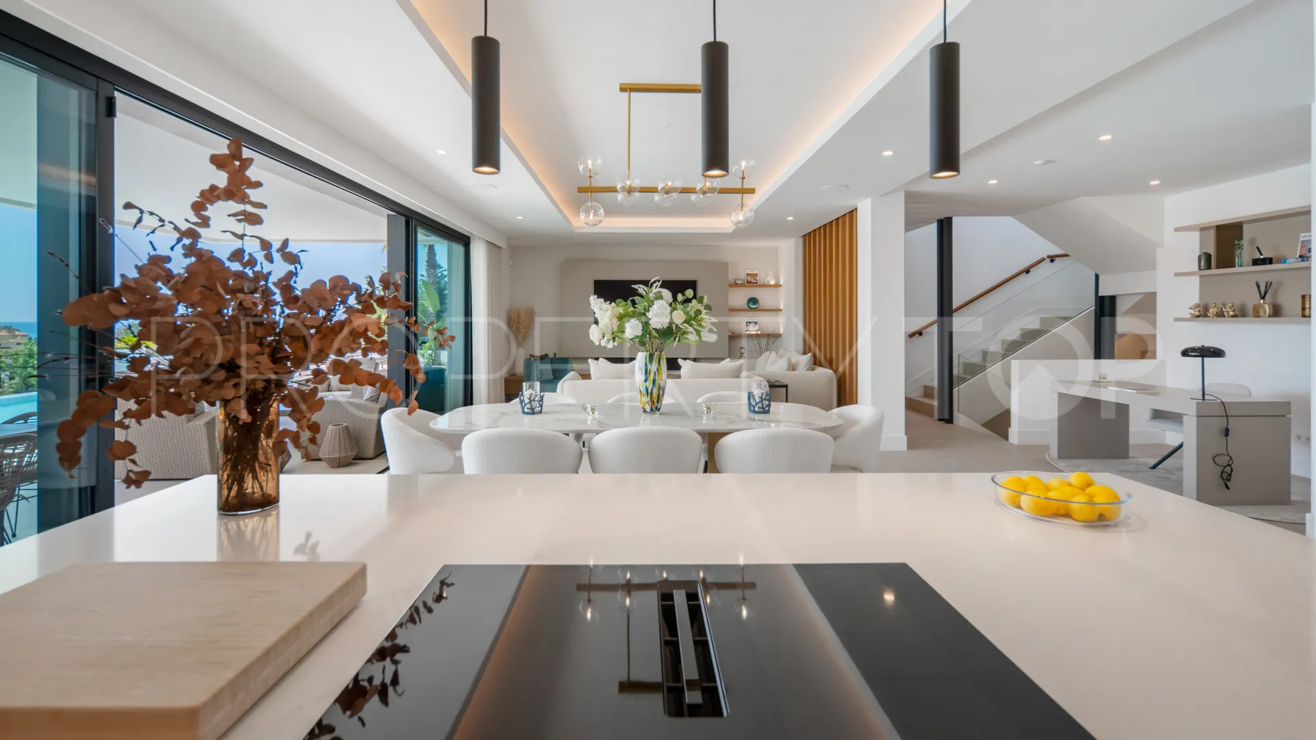 Villa for sale in La Resina Golf with 6 bedrooms