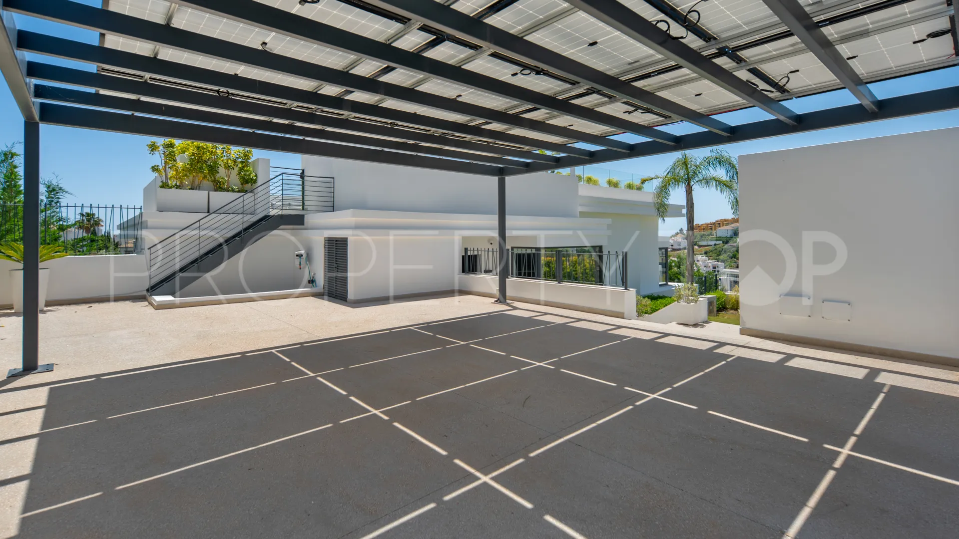 Villa for sale in La Resina Golf with 6 bedrooms