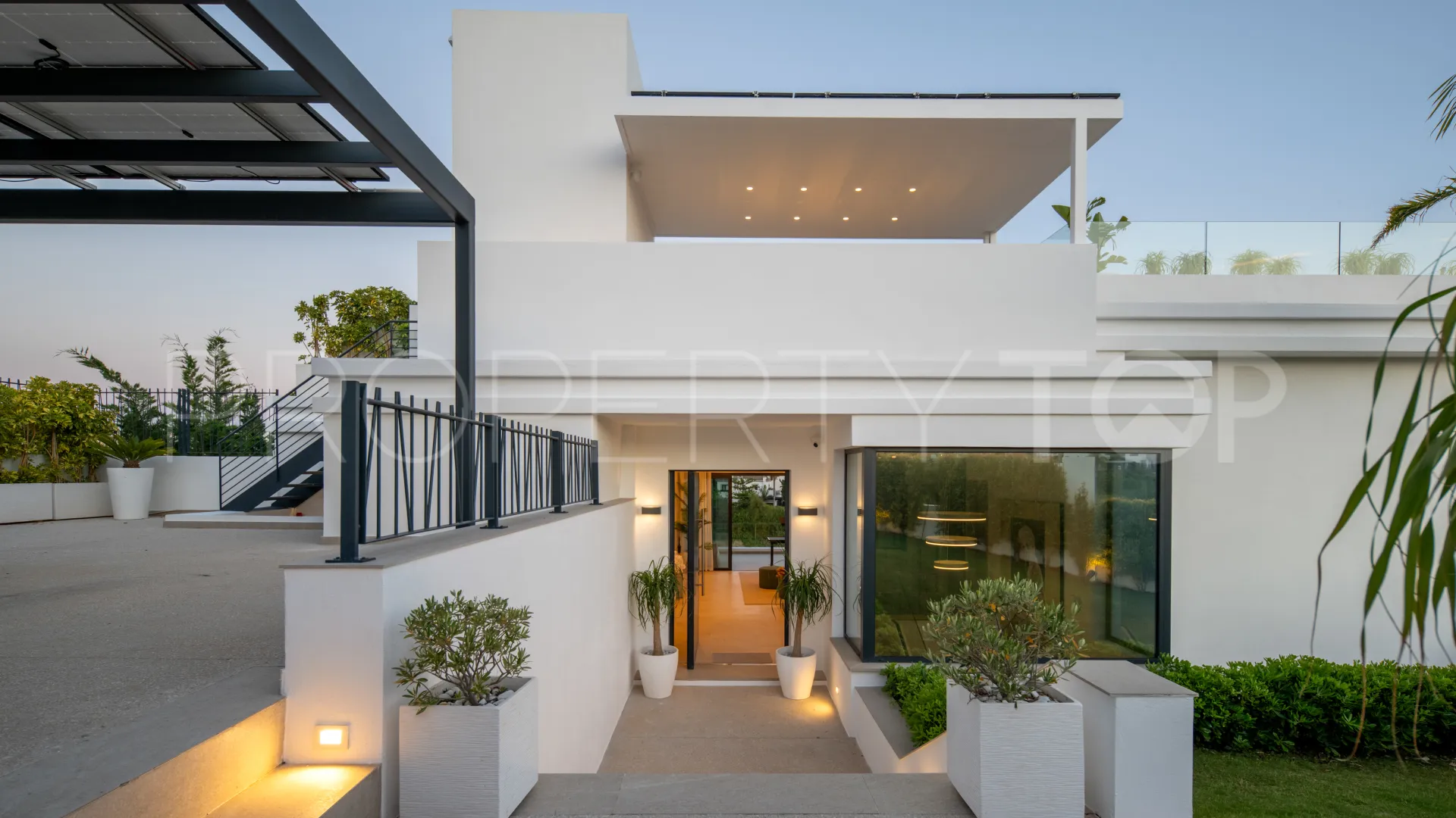 Villa for sale in La Resina Golf with 6 bedrooms