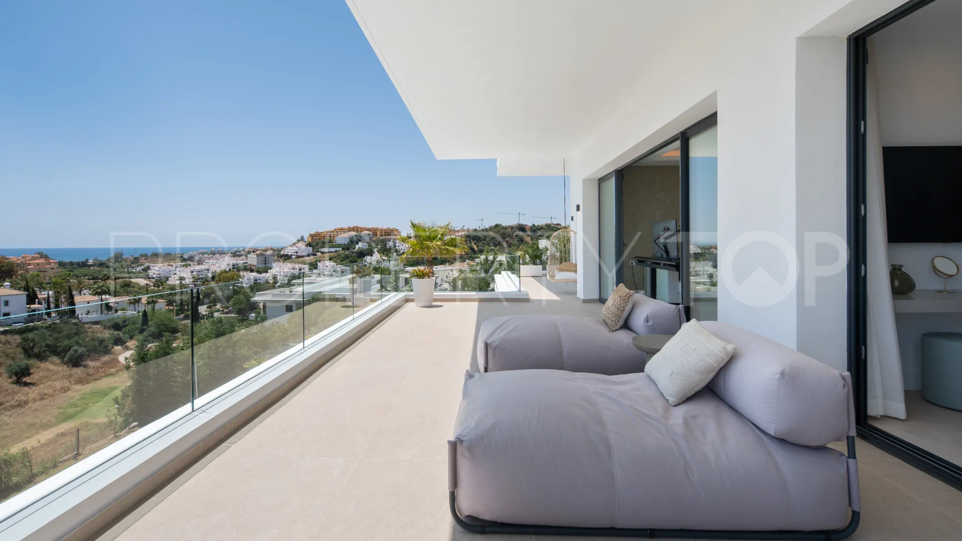 Villa for sale in La Resina Golf with 6 bedrooms