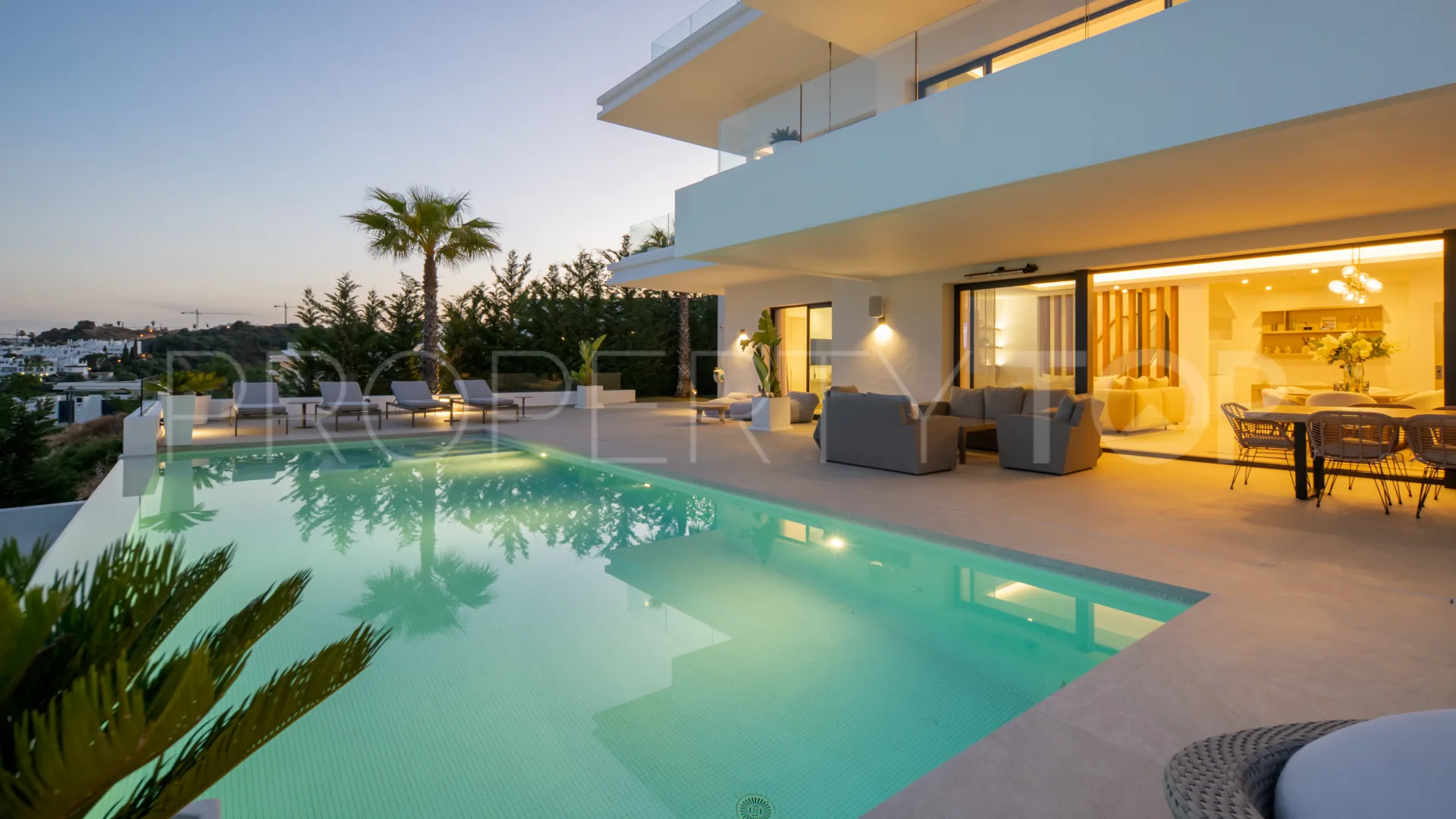 Villa for sale in La Resina Golf with 6 bedrooms