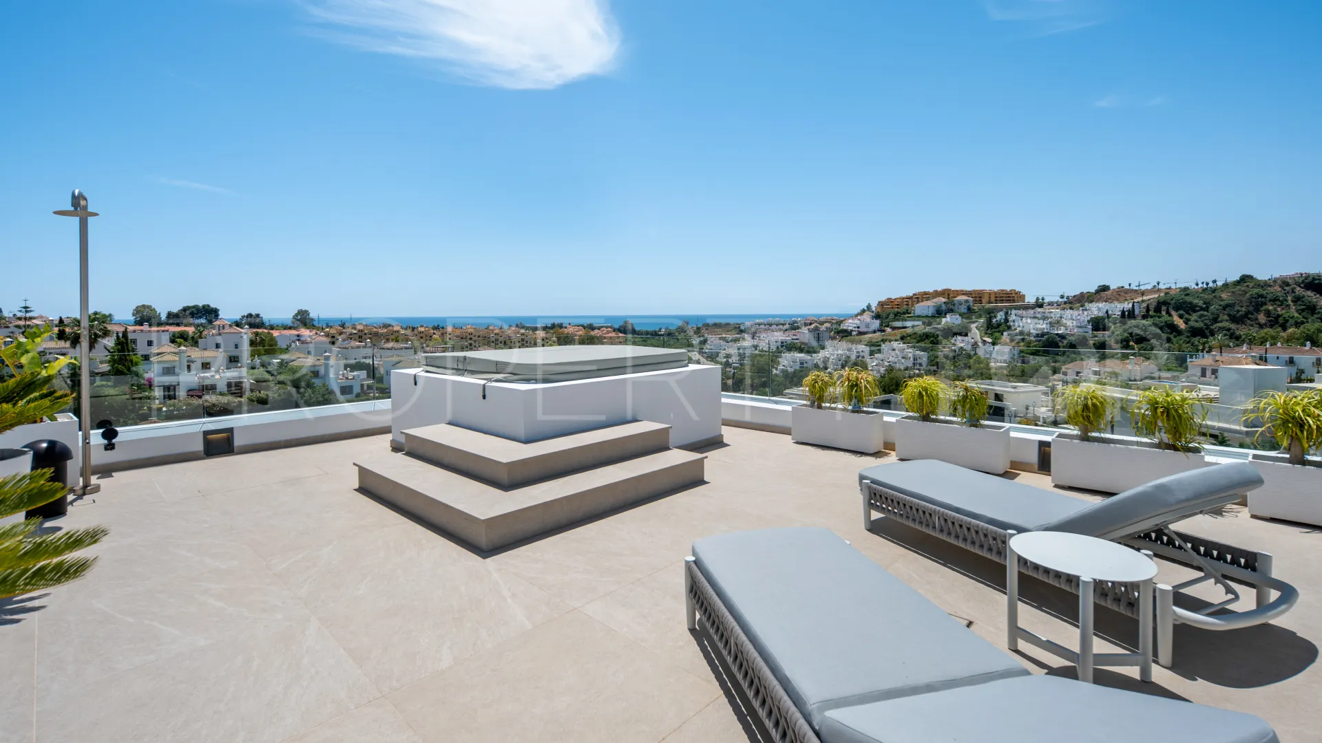 Villa for sale in La Resina Golf with 6 bedrooms