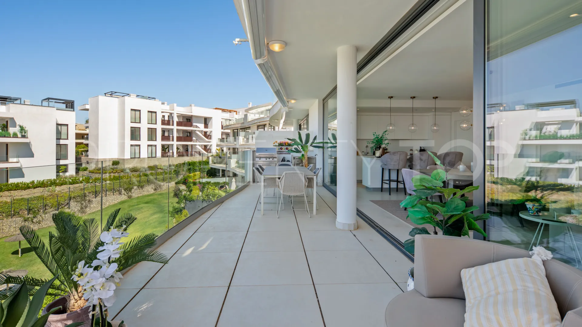 Apartment in El Higueron for sale