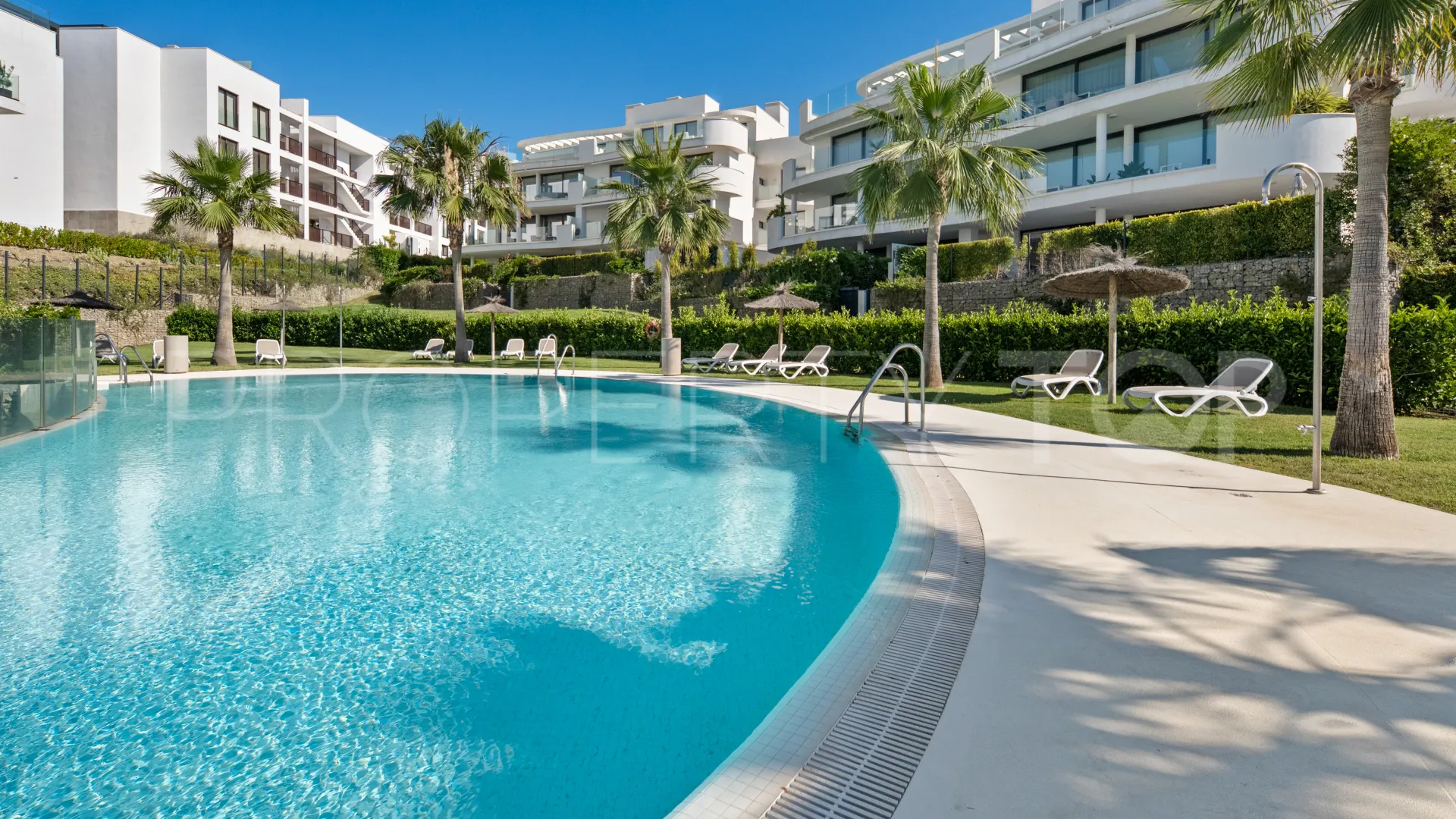 Apartment in El Higueron for sale