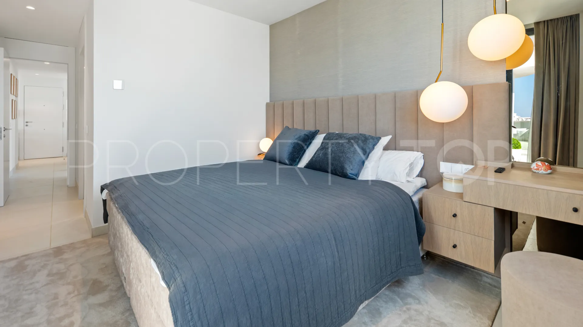 Apartment in El Higueron for sale