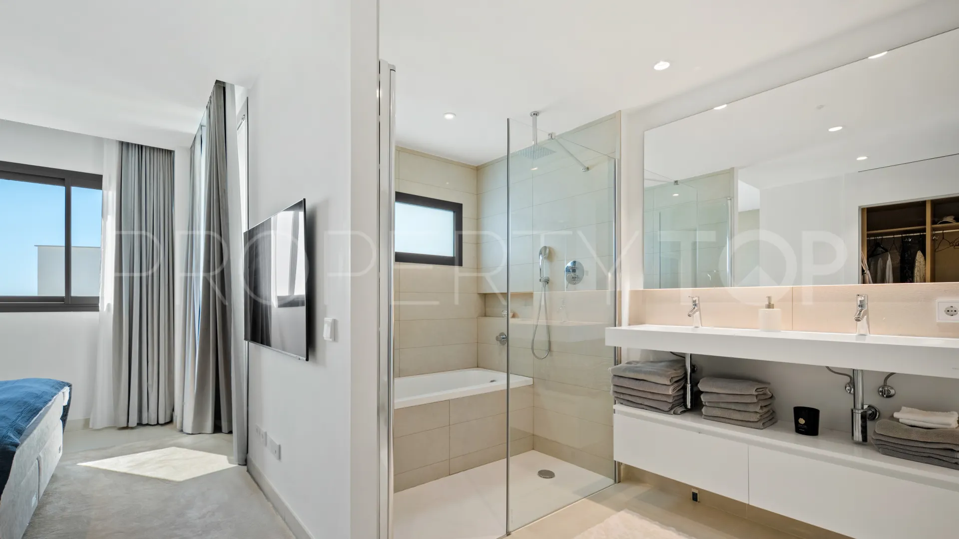 Apartment in El Higueron for sale